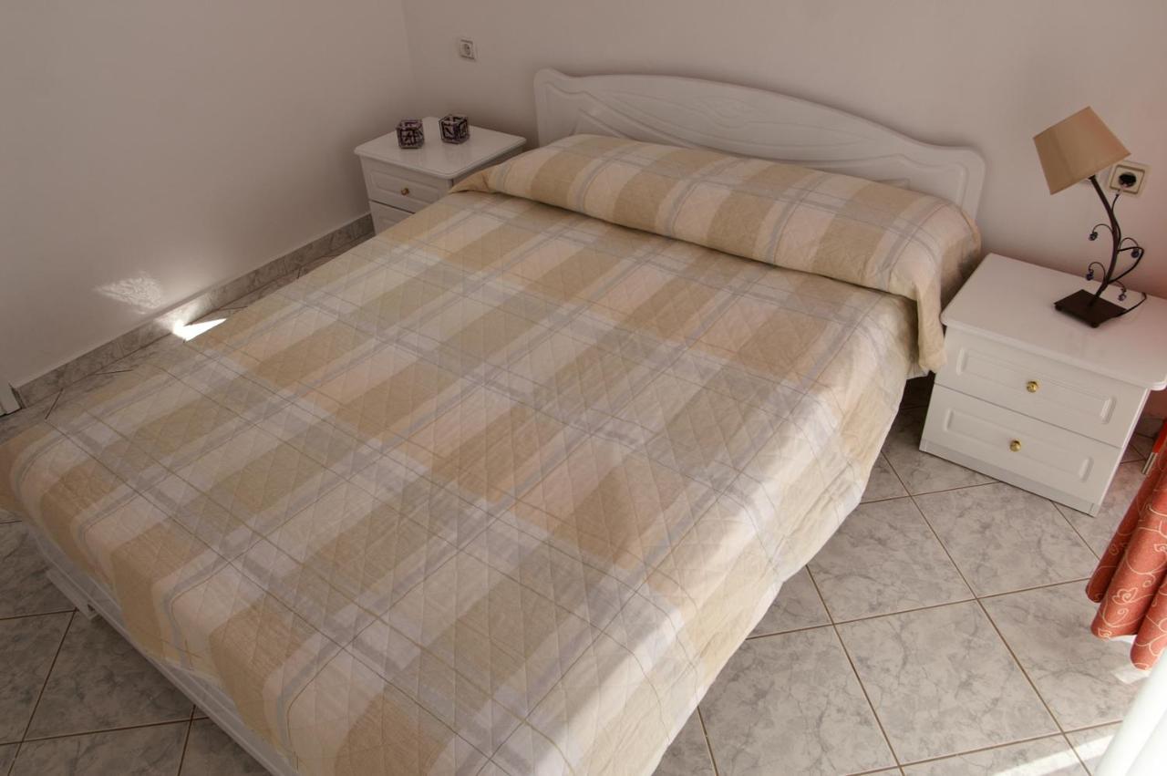 Damian Saranda Hotel Rum bild
